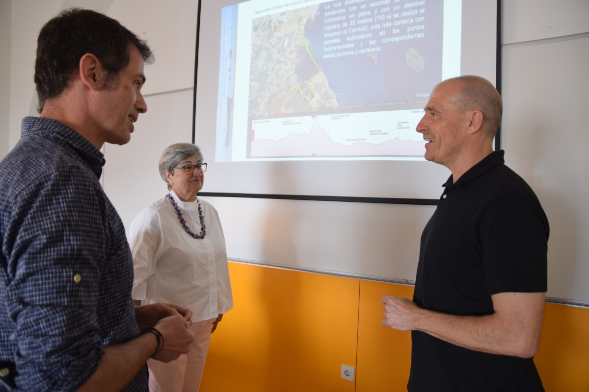 Imagen Investigadores de la UPCT diseñan una ruta para visitar las torres costeras del Mar Menor